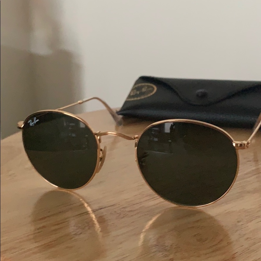 Ray-Ban Round Metal Sunglasses
